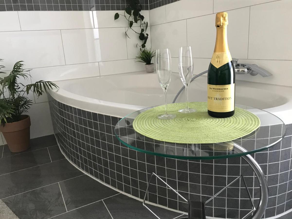 Ferienwohnung „Anhaide“ Woerth am Rhein Dış mekan fotoğraf
